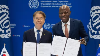 ILO Director-General, Gilbert F. Houngbo, and the Minister of Employment and Labour of the Republic of Korea, Lee Jung Sik signed a cooperation agreement.